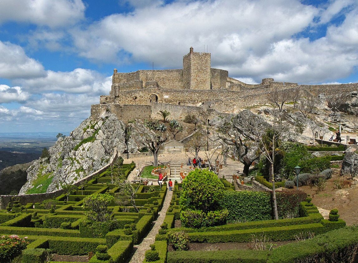 Castle of Fontalva, Portugal